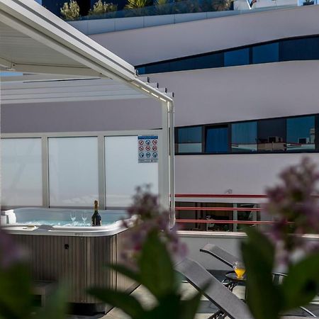 Seaside Penthouse With Hot Tub Sky Living Split Exterior foto