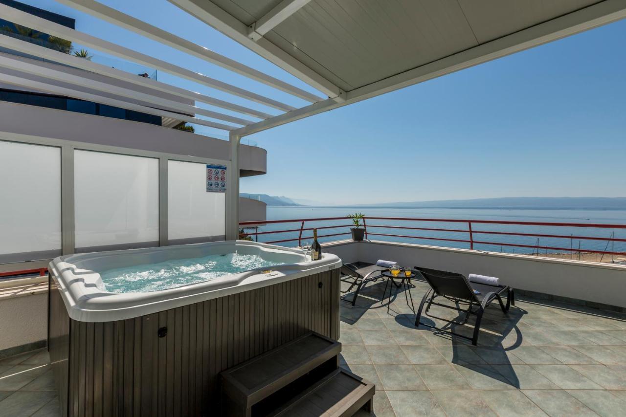 Seaside Penthouse With Hot Tub Sky Living Split Exterior foto